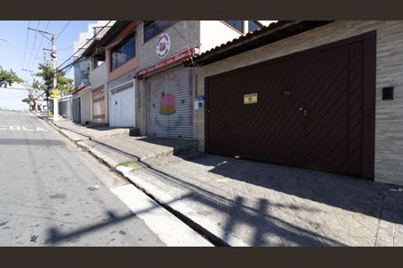 Casa à venda com 328m², 4 quartos e 8 vagasFachada e Plaquinha