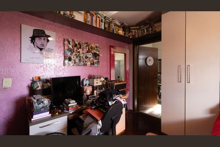 Casa à venda com 328m², 4 quartos e 8 vagasSuíte 2