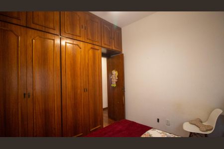 Apartamento à venda com 115m², 4 quartos e 2 vagasQuarto 2