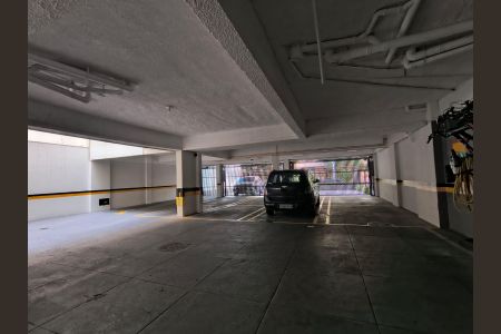 Apartamento à venda com 115m², 4 quartos e 2 vagasÁrea Comum - Garagem