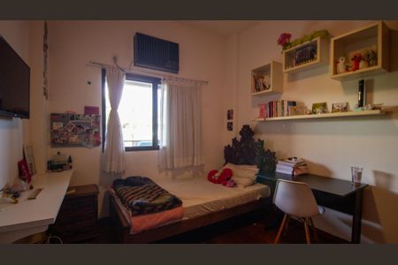 Apartamento à venda com 115m², 4 quartos e 2 vagasQuarto 1