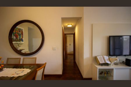 Apartamento à venda com 115m², 4 quartos e 2 vagasSala