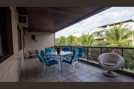 Apartamento à venda com 115m², 4 quartos e 2 vagasVaranda