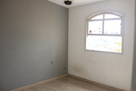 Casa à venda com 199m², 5 quartos e 1 vagaQuarto 2