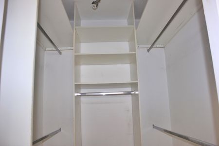 Casa à venda com 199m², 5 quartos e 1 vagaCloset da Suíte 1