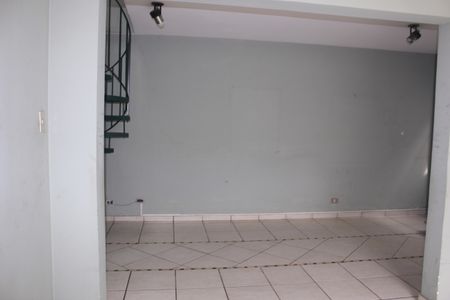 Casa à venda com 199m², 5 quartos e 1 vagaSala
