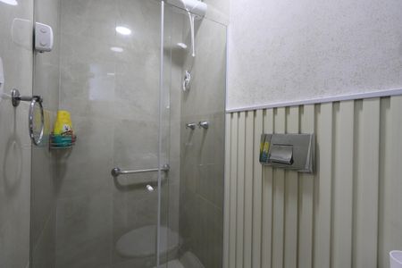 Casa à venda com 120m², 3 quartos e 1 vaga Casa à venda com 120m², 3 quartos e 1 vagaBanheiro da Suíte 3