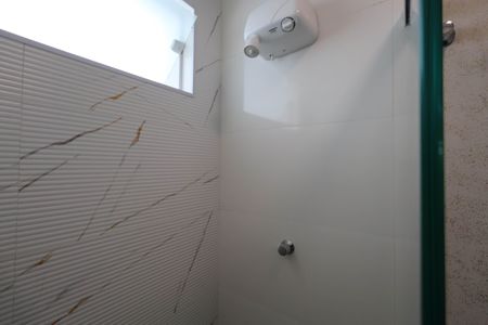 Casa à venda com 120m², 3 quartos e 1 vaga Casa à venda com 120m², 3 quartos e 1 vagaBanheiro da Suíte 1