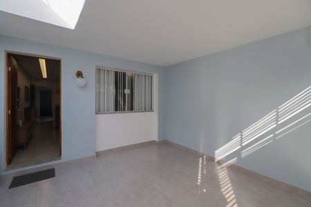 Casa à venda com 120m², 3 quartos e 1 vaga Casa à venda com 120m², 3 quartos e 1 vagaGaragem