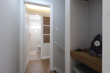 Casa à venda com 120m², 3 quartos e 1 vaga Casa à venda com 120m², 3 quartos e 1 vagaCorredor