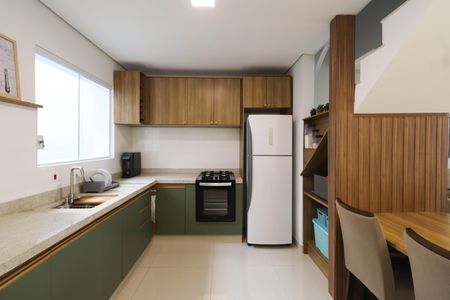 Casa à venda com 120m², 3 quartos e 1 vaga Casa à venda com 120m², 3 quartos e 1 vagaCozinha