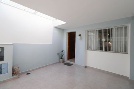 Casa à venda com 120m², 3 quartos e 1 vaga Casa à venda com 120m², 3 quartos e 1 vagaGaragem