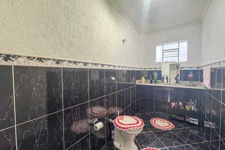 Casa à venda com 210m², 2 quartos e 2 vagas Casa à venda com 210m², 2 quartos e 2 vagasLavabo