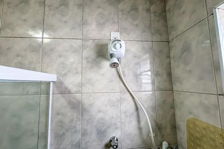 Casa à venda com 210m², 2 quartos e 2 vagas Casa à venda com 210m², 2 quartos e 2 vagasBanheiro