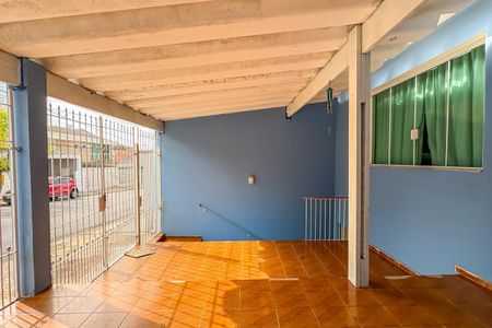 Casa à venda com 210m², 2 quartos e 2 vagas Casa à venda com 210m², 2 quartos e 2 vagasGaragem