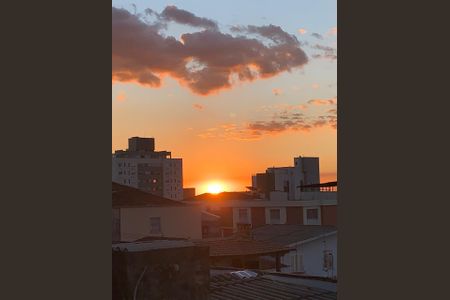 Casa à venda com 246m², 5 quartos e 3 vagasVista