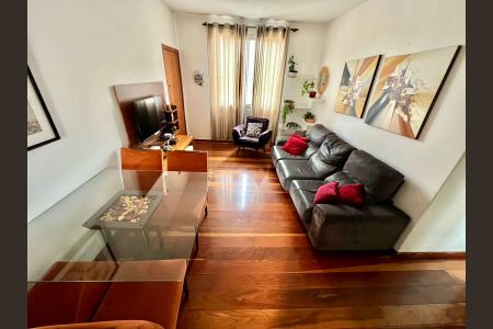 Apartamento para alugar com 82m², 3 quartos e 1 vagaSala