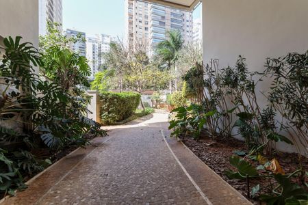 Apartamento para alugar com 170m², 3 quartos e 2 vagasEntrada