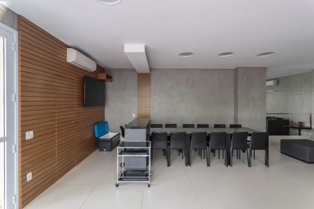 Apartamento para alugar com 170m², 3 quartos e 2 vagasÁrea comum - Salão de festas