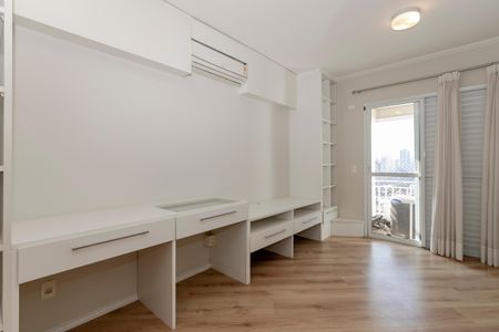 Apartamento à venda com 148m², 3 quartos e 3 vagas Apartamento à venda com 148m², 3 quartos e 3 vagasSuíte 1
