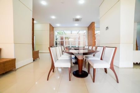 Apartamento à venda com 80m², 2 quartos e 1 vaga Apartamento à venda com 80m², 2 quartos e 1 vagaÁrea comum - Salão de festas