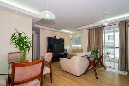Apartamento à venda com 64m², 2 quartos e 1 vagaSala