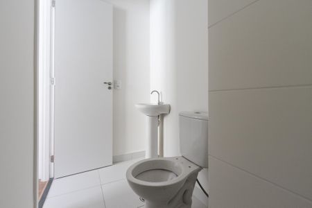 Apartamento para alugar com 28m², 1 quarto e sem vagaBanheiro da Suíte