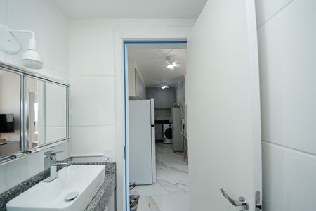 Apartamento para alugar com 33m², 2 quartos e 1 vaga Apartamento para alugar com 33m², 2 quartos e 1 vagaBanheiro Social