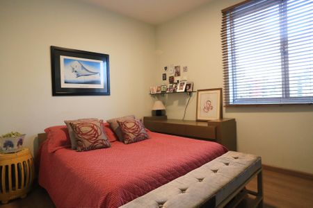 Apartamento à venda com 280m², 4 quartos e 2 vagasQuarto 2