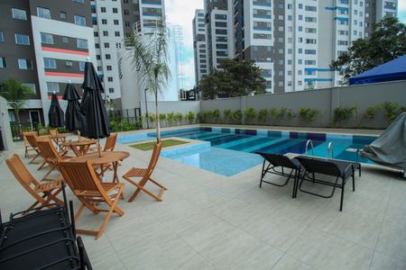 Apartamento à venda com 40m², 2 quartos e sem vagaÁrea comum