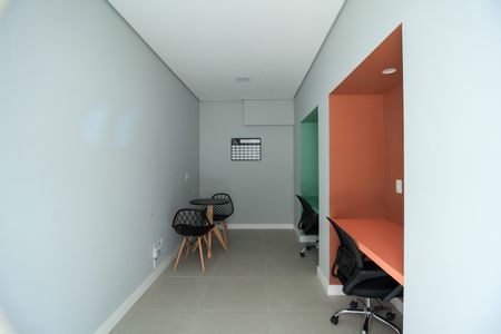 Apartamento à venda com 40m², 2 quartos e sem vagaÁrea comum