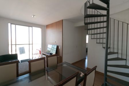 Apartamento para alugar com 140m², 3 quartos e 3 vagasSala