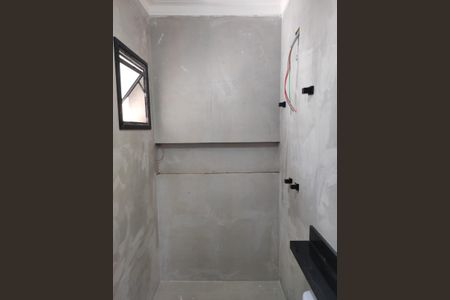 Casa à venda com 81m², 3 quartos e 2 vagas Casa à venda com 81m², 3 quartos e 2 vagasBanheiro