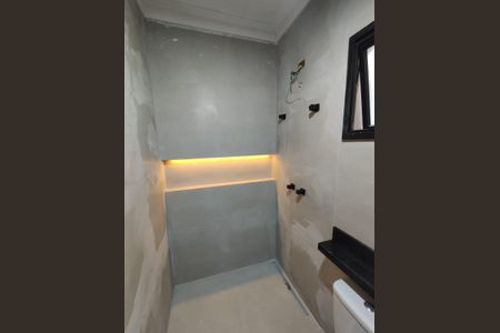 Casa à venda com 81m², 3 quartos e 2 vagas Casa à venda com 81m², 3 quartos e 2 vagasBanheiro