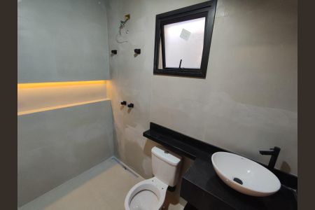 Casa à venda com 81m², 3 quartos e 2 vagas Casa à venda com 81m², 3 quartos e 2 vagasBanheiro