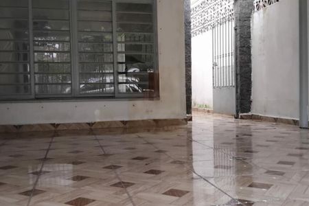 Casa à venda com 110m², 2 quartos e 2 vagas