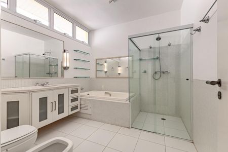 Casa à venda com 754m², 4 quartos e 4 vagas Casa à venda com 754m², 4 quartos e 4 vagasFoto 15
