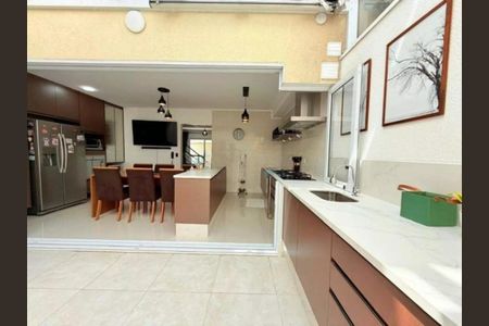 Casa de condomínio à venda com 174m², 3 quartos e 4 vagas Casa de condomínio à venda com 174m², 3 quartos e 4 vagasFoto 04