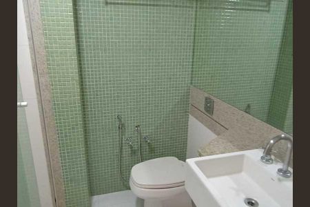 Apartamento à venda com 65m², 2 quartos e 1 vaga