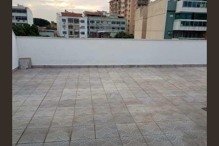 Apartamento à venda com 65m², 2 quartos e 1 vaga