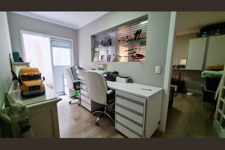 Casa à venda com 212m², 3 quartos e 4 vagas