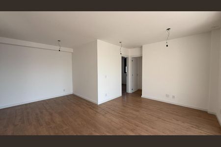 Apartamento à venda com 76m², 2 quartos e 1 vaga