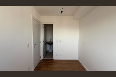 Apartamento à venda com 76m², 2 quartos e 1 vaga