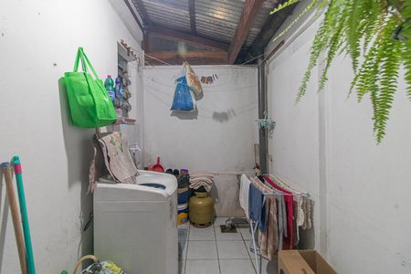 Casa de condomínio à venda com 56m², 2 quartos e 1 vagaCozinha e Área de Serviço