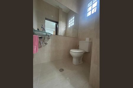 Casa à venda com 152m², 4 quartos e 2 vagas Casa à venda com 152m², 4 quartos e 2 vagasFoto 09