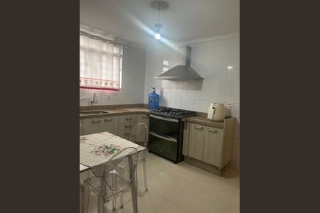 Casa à venda com 152m², 4 quartos e 2 vagas Casa à venda com 152m², 4 quartos e 2 vagasFoto 06