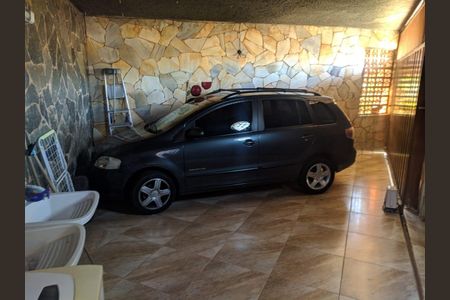 Casa à venda com 233m², 3 quartos e 1 vaga