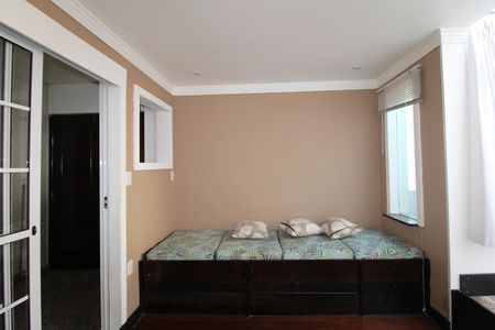 Casa à venda com 170m², 3 quartos e 3 vagasSala 2