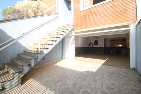 Casa à venda com 170m², 3 quartos e 3 vagasGaragem