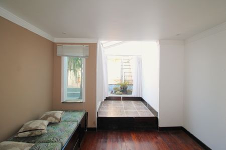 Casa à venda com 170m², 3 quartos e 3 vagasSala 2